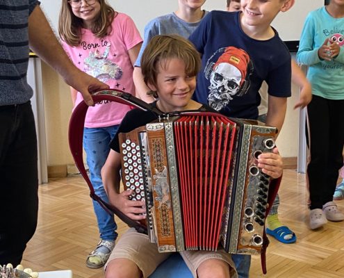 Besuch der Musikschule